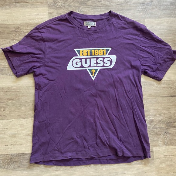 GUESS t-shirt - Picture 1 of 2